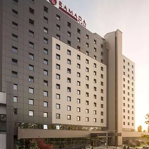 **** Hotel Ramada Plaza By Wyndham Convention Center Rumänien